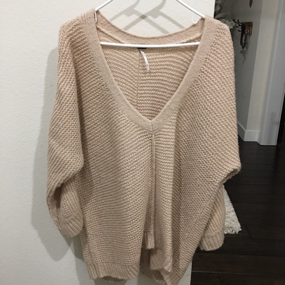 Free People sweater.size L